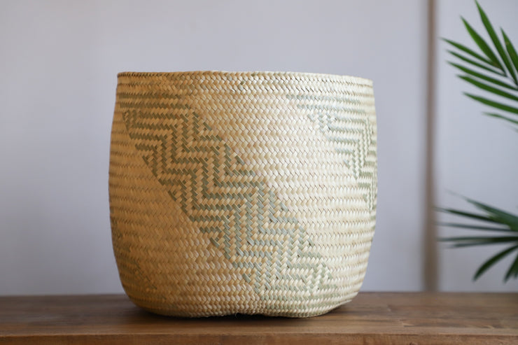 planter woven A woven planter pot